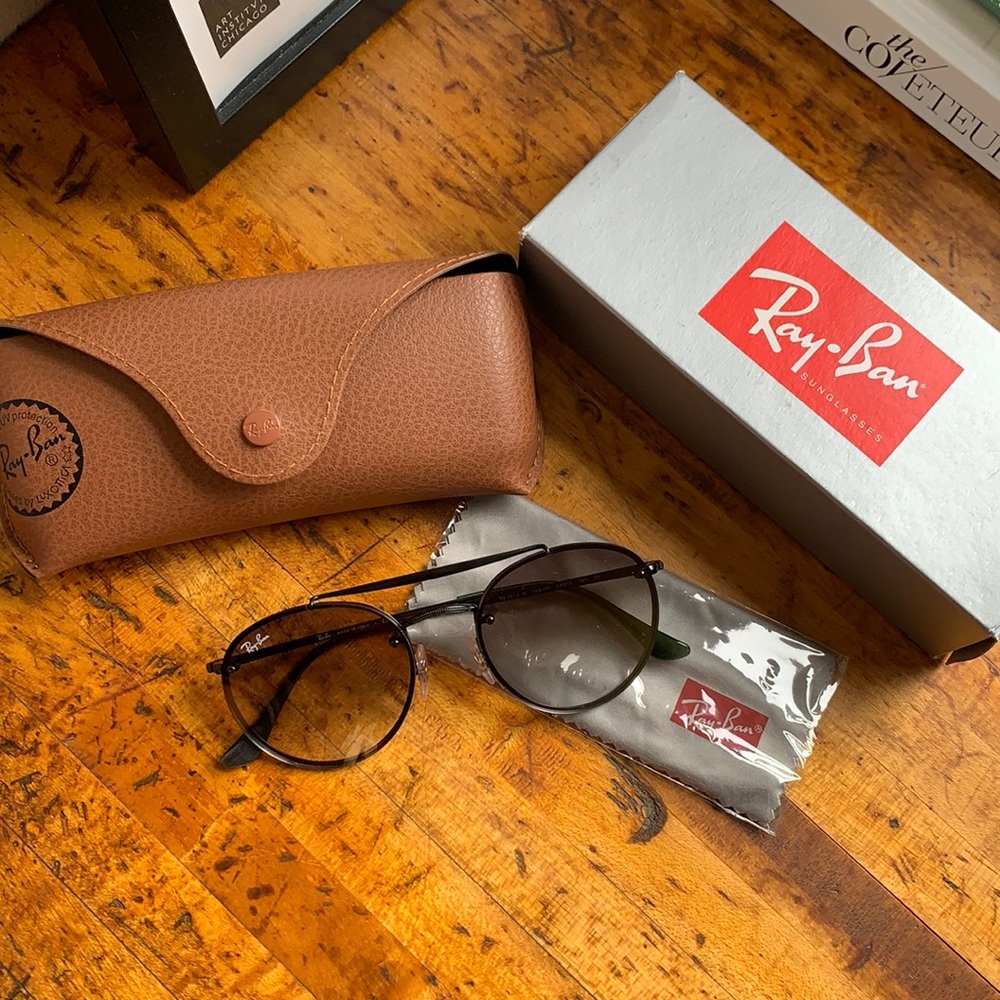 Ray-Ban Sunnies